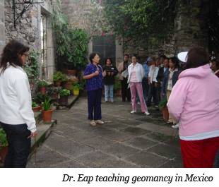 DR Eap giving geomancy talk